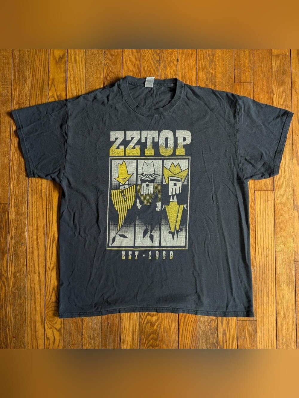 ZZ Top 2019 World Tour Graphic T-shirt